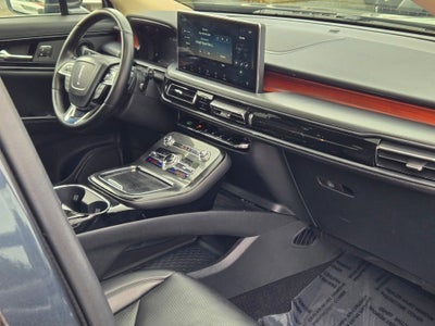 2021 Lincoln Nautilus Reserve