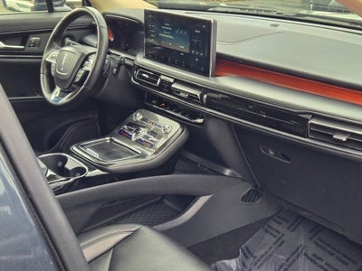 2021 Lincoln Nautilus Reserve