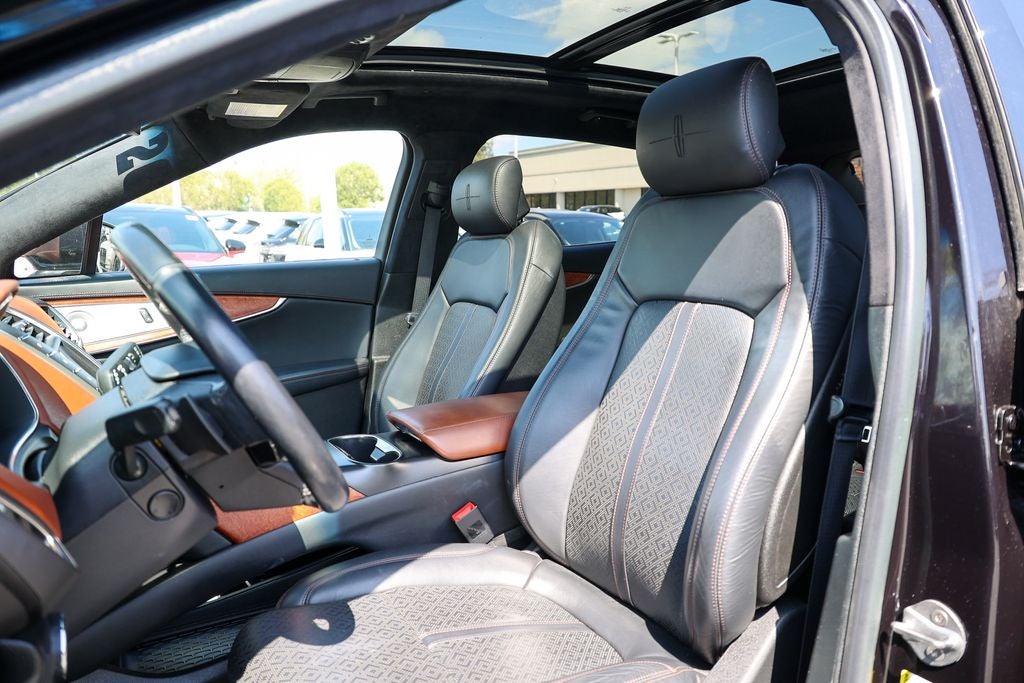 2020 Lincoln Nautilus Black Label