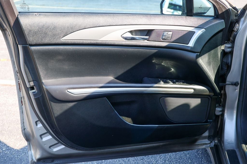 2015 Lincoln MKZ Base