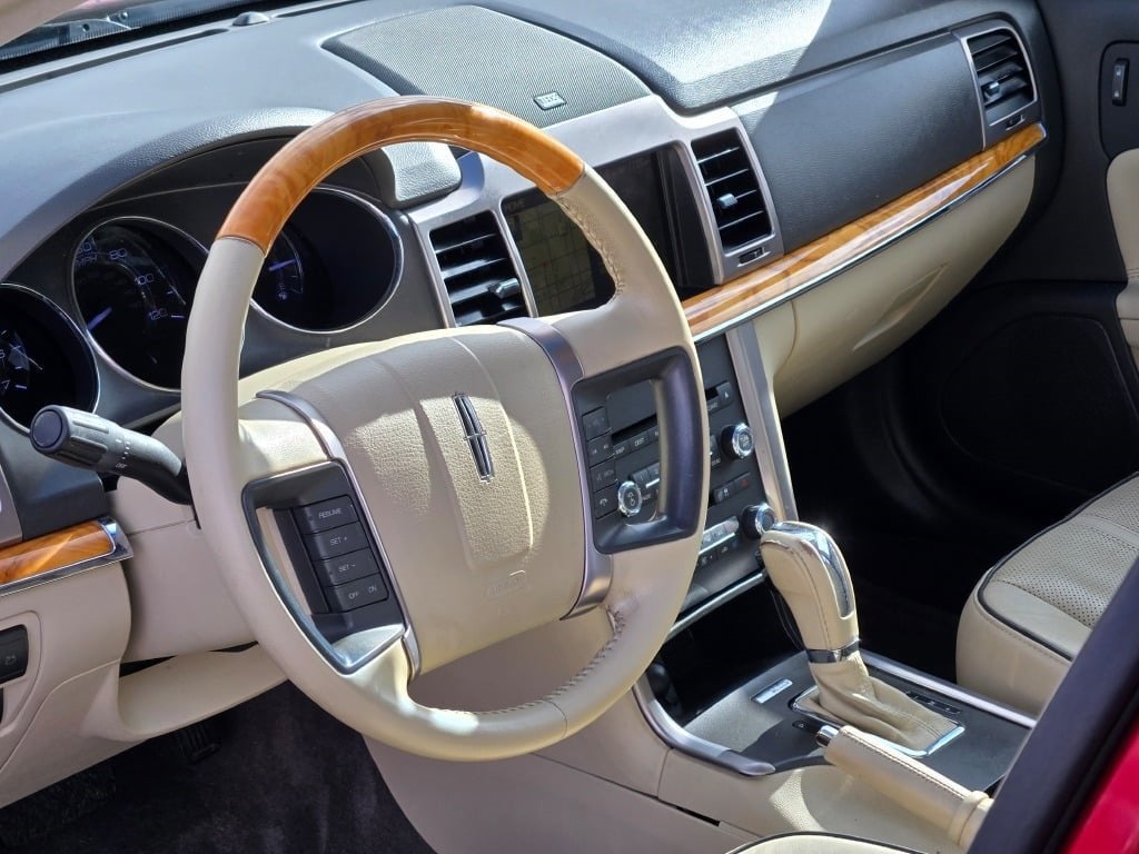 2010 Lincoln MKZ Base