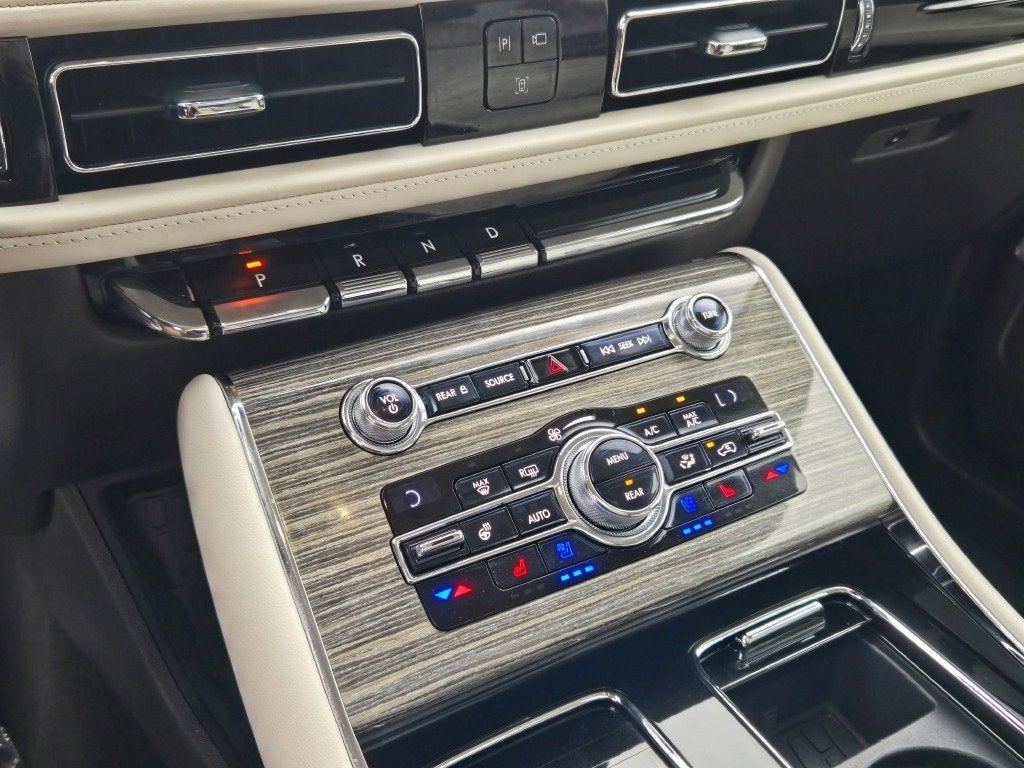 2020 Lincoln Aviator Black Label