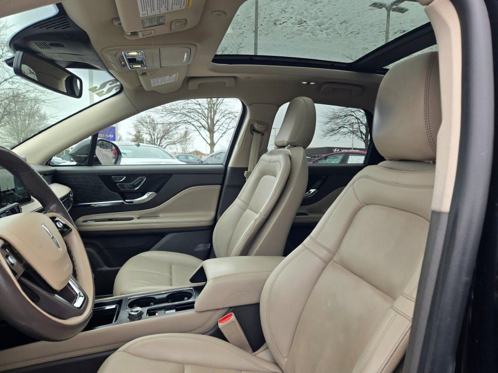 2022 Lincoln Corsair Standard