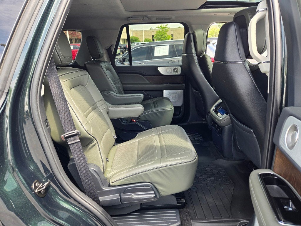 2023 Lincoln Navigator Black Label