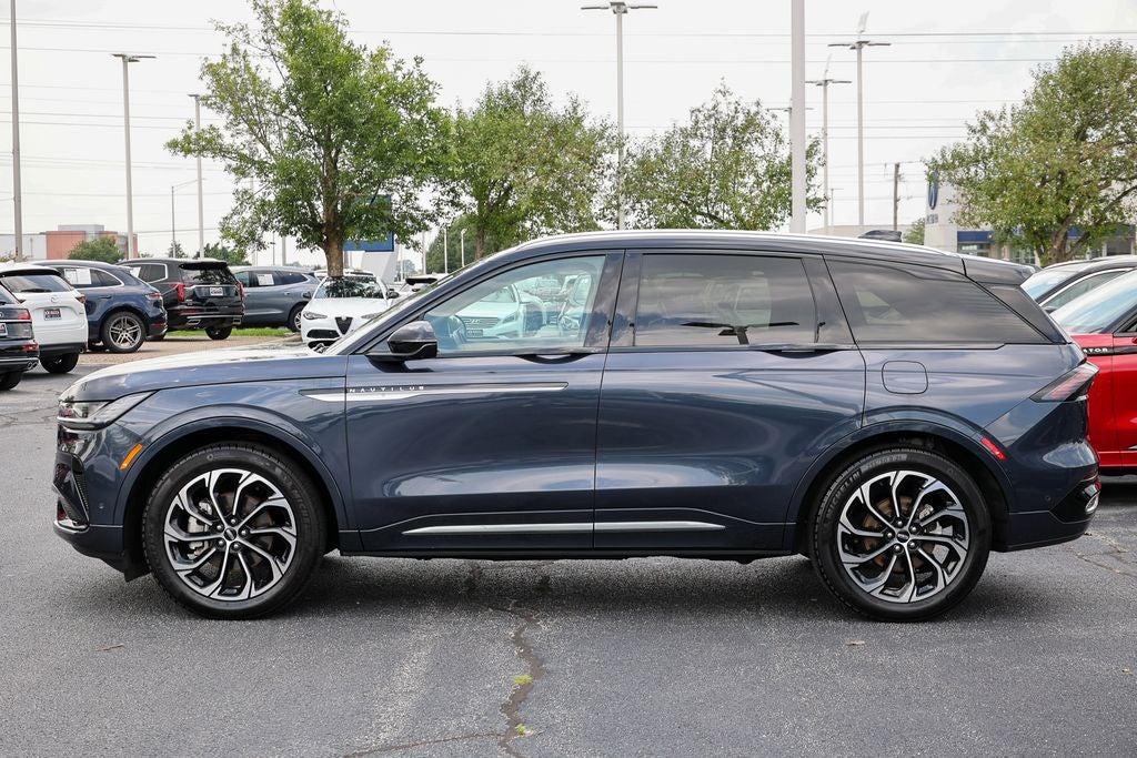 2024 Lincoln Nautilus Reserve