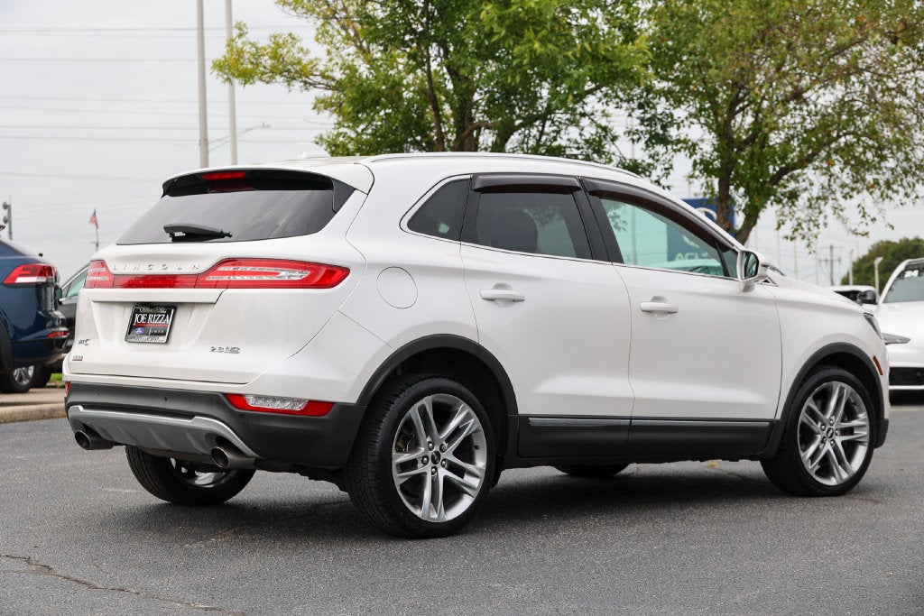2015 Lincoln MKC Base