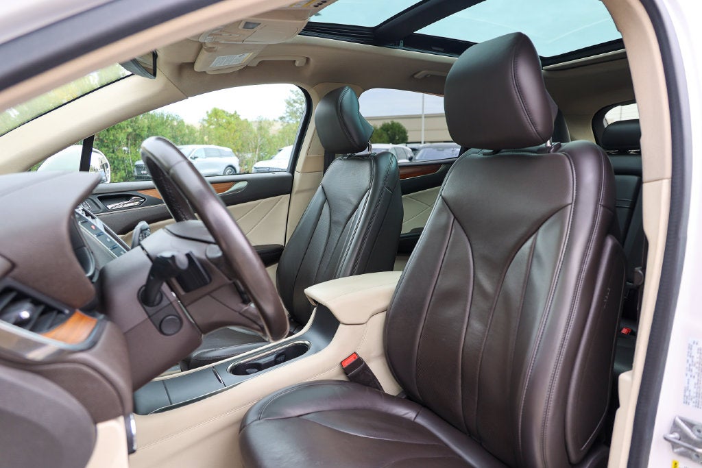 2015 Lincoln MKC Base