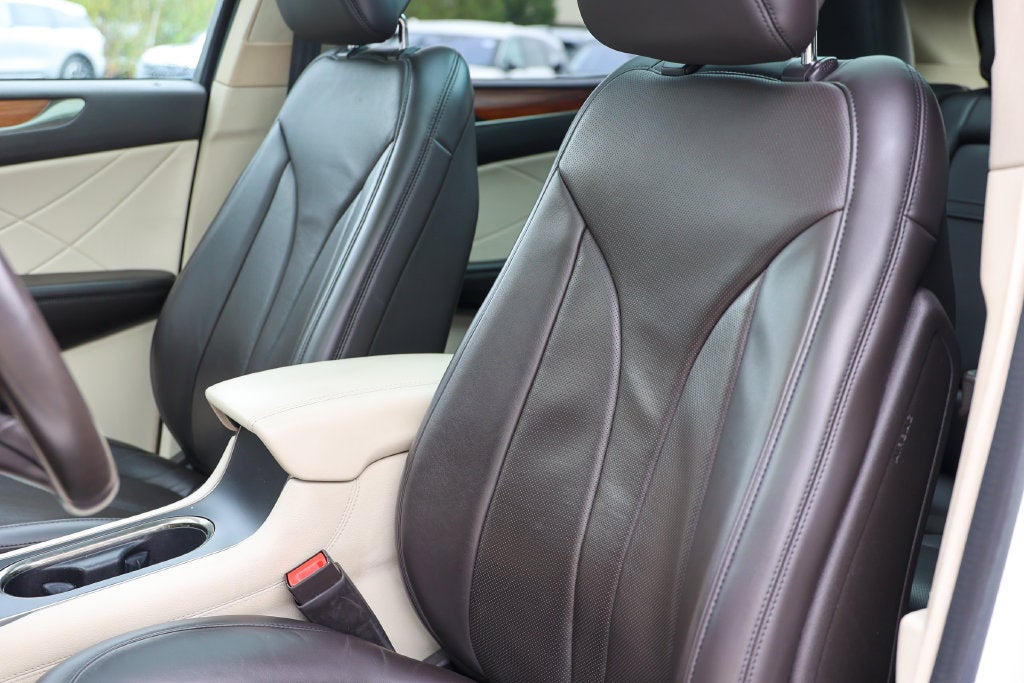 2015 Lincoln MKC Base