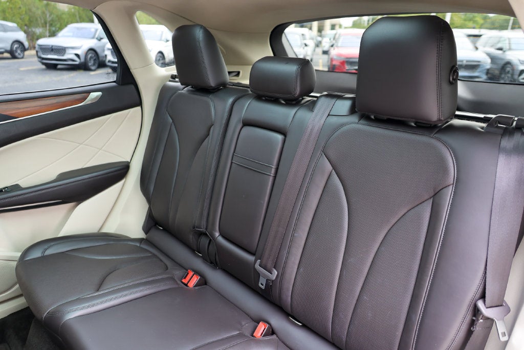 2015 Lincoln MKC Base