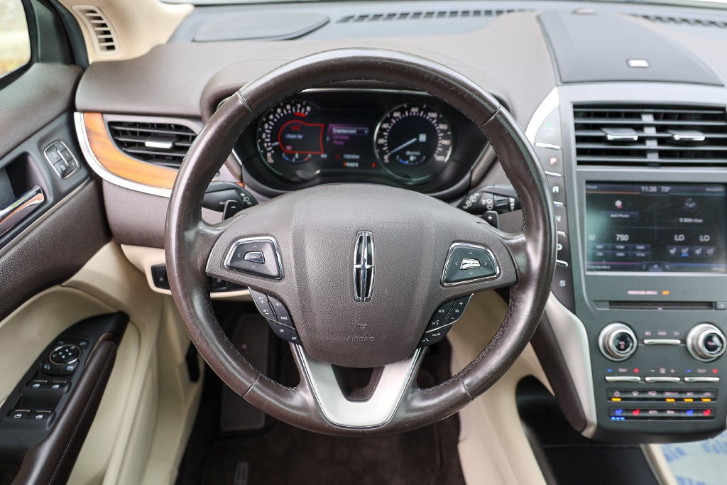2015 Lincoln MKC Base