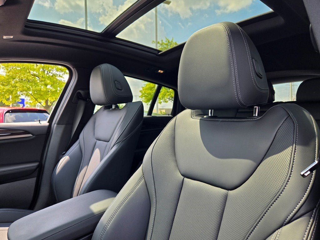 2022 BMW X4 xDrive30i