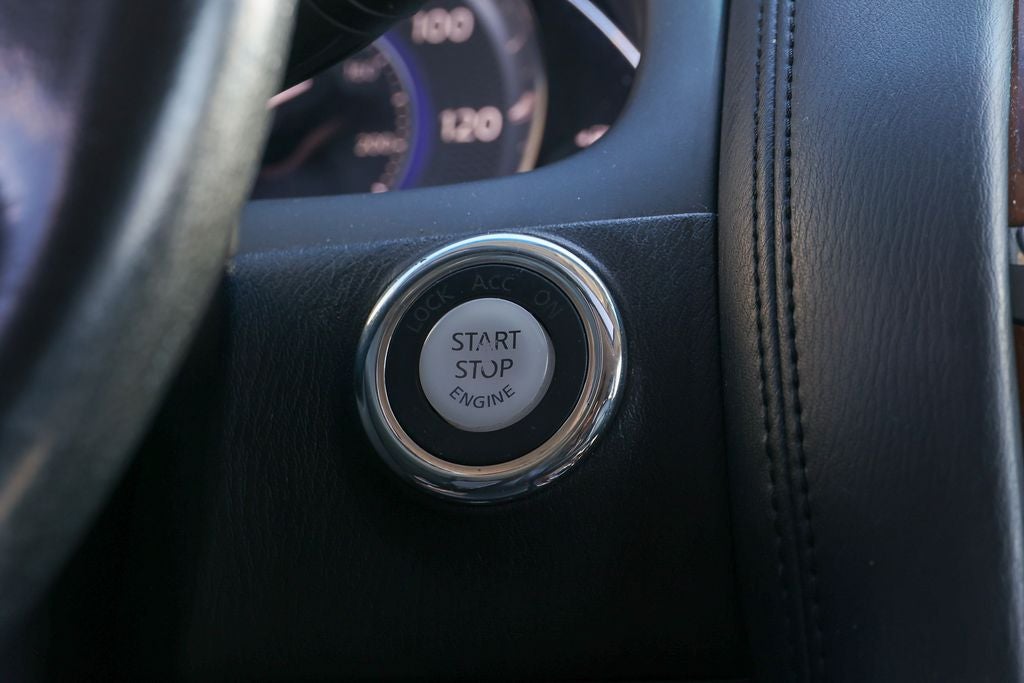 2011 INFINITI QX56 Base