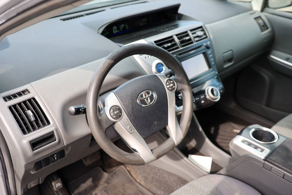 2014 Toyota Prius v Two