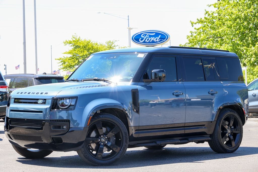 2025 Land Rover Defender 110 X-Dynamic SE