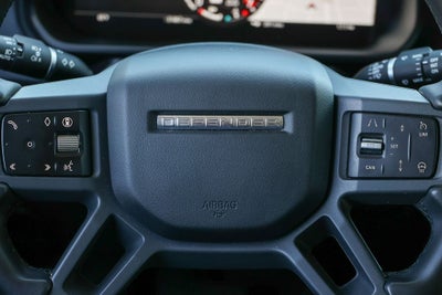 2025 Land Rover Defender 110 X-Dynamic SE