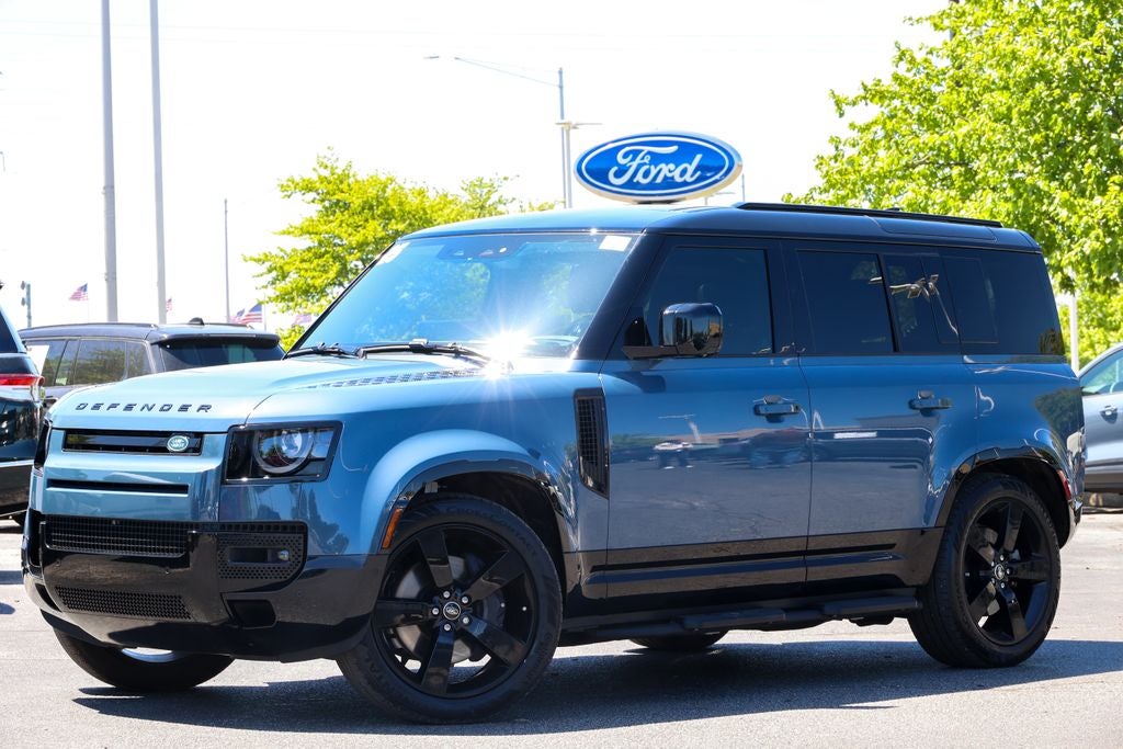 2025 Land Rover Defender 110 X-Dynamic SE