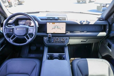 2025 Land Rover Defender 110 X-Dynamic SE