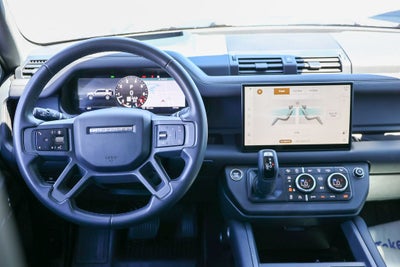 2025 Land Rover Defender 110 X-Dynamic SE