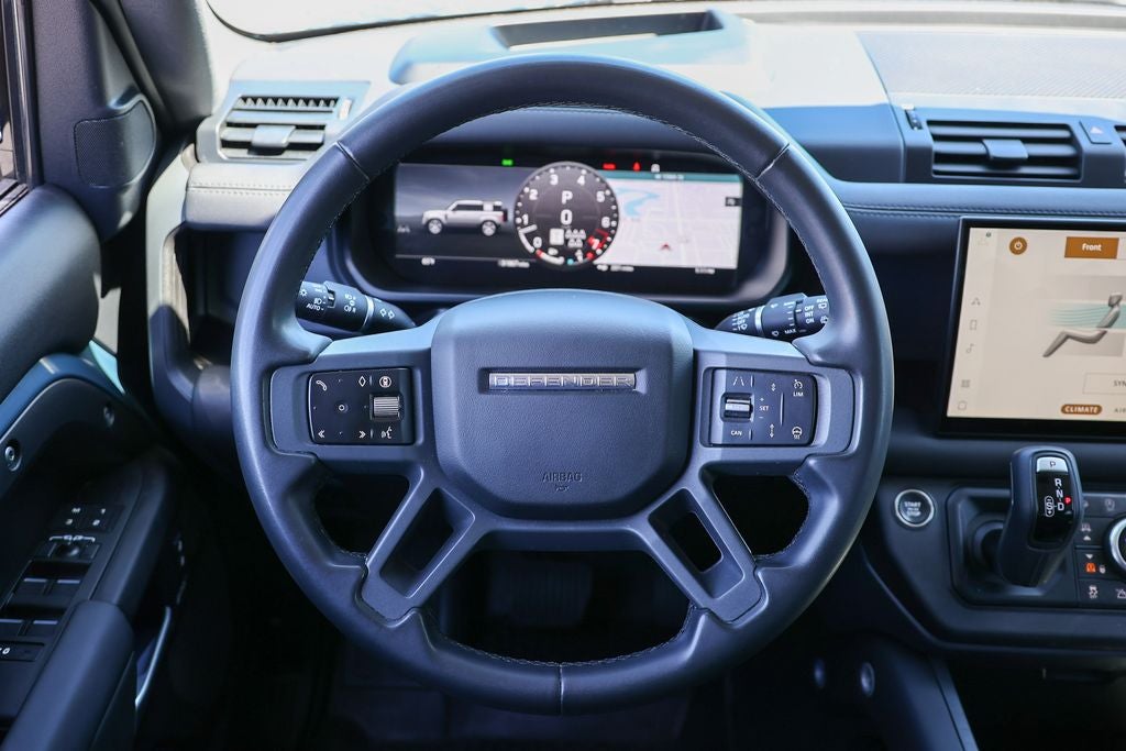 2025 Land Rover Defender 110 X-Dynamic SE