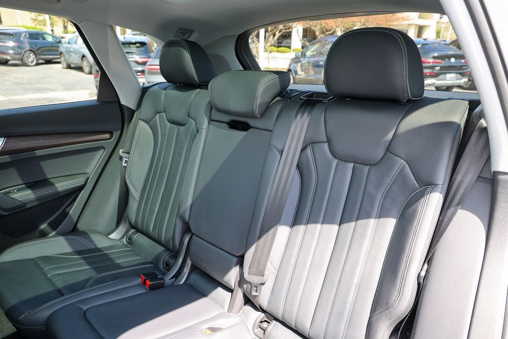 2024 Audi Q5 45 S line Premium quattro