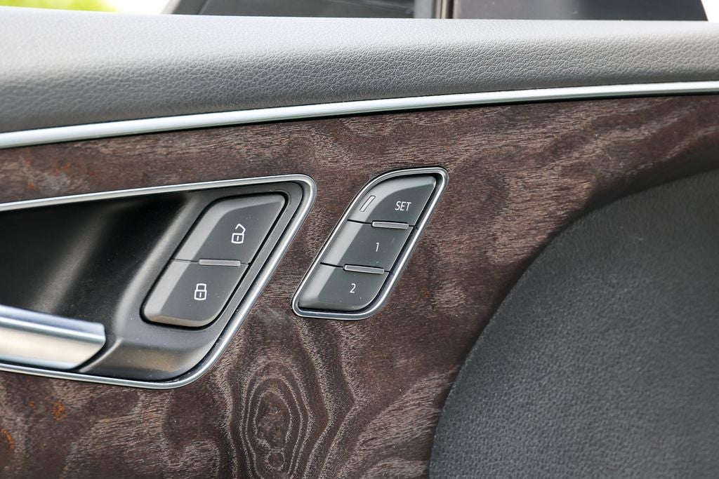 2021 Audi Q8 55 Premium Plus quattro