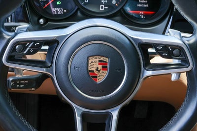 2020 Porsche Macan Base