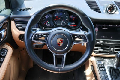 2020 Porsche Macan Base