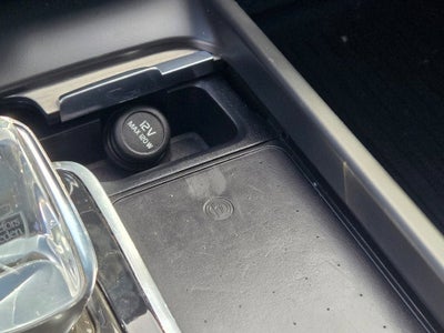 2022 Volvo XC60 Recharge Plug-In Hybrid T8 Inscription