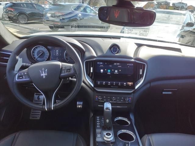 2024 Maserati Ghibli Modena