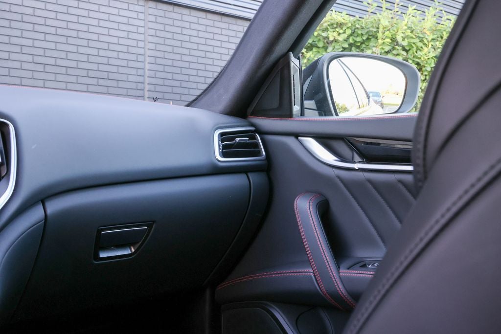 2024 Maserati Ghibli Modena