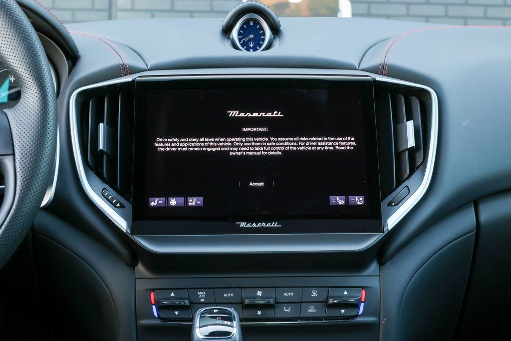 2024 Maserati Ghibli Modena