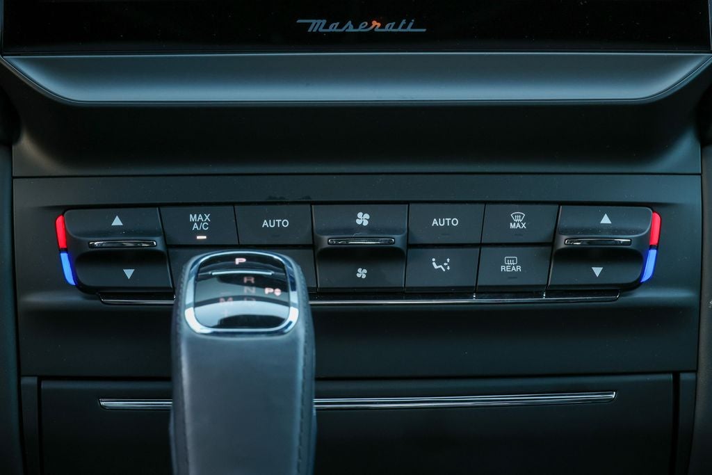 2024 Maserati Ghibli Modena