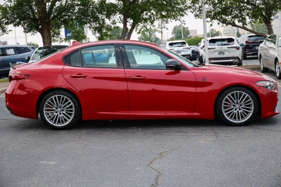 2020 Alfa Romeo Giulia Base