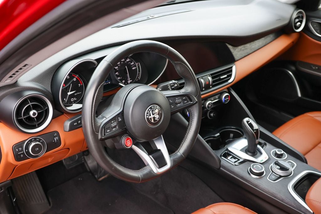 2020 Alfa Romeo Giulia Base