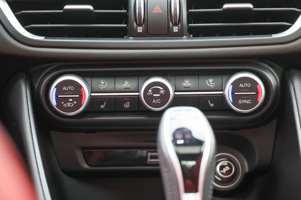 2024 Alfa Romeo Giulia Veloce