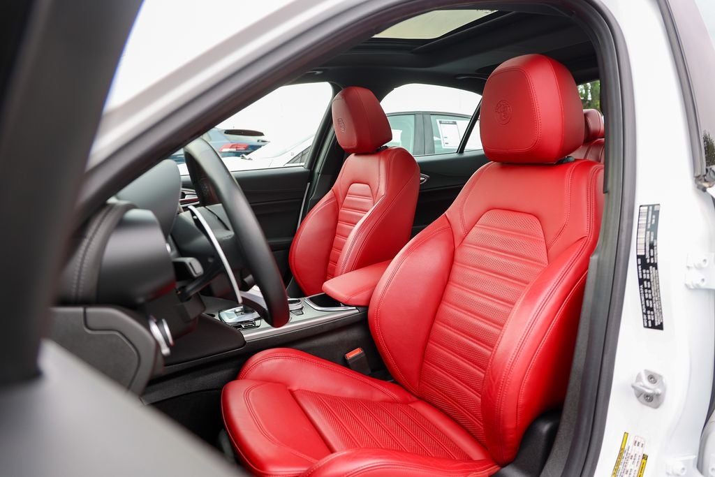2024 Alfa Romeo Giulia Veloce