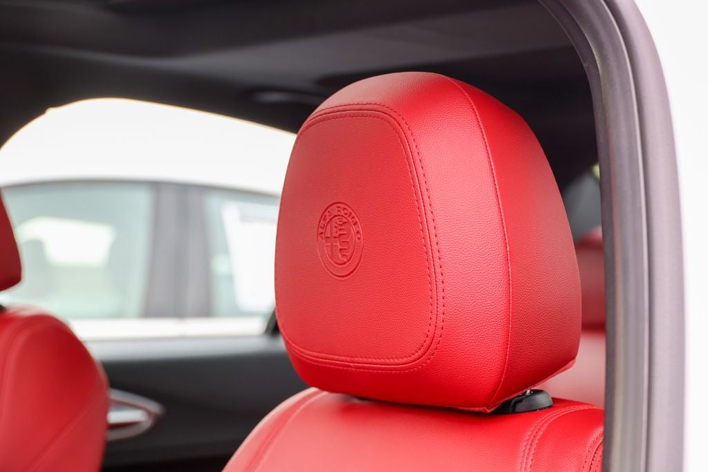 2024 Alfa Romeo Giulia Veloce
