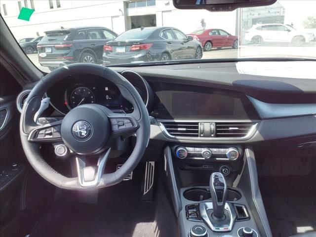 2024 Alfa Romeo Giulia Veloce