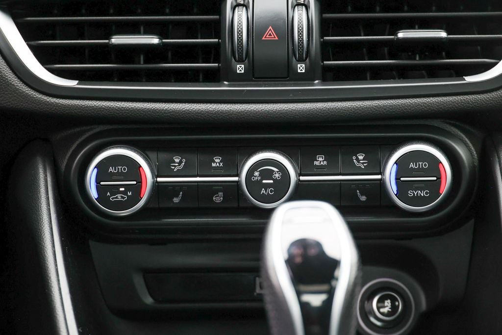 2024 Alfa Romeo Giulia Ti