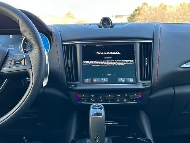 2024 Maserati Levante Modena