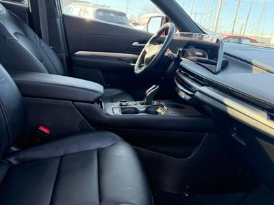 2024 Cadillac XT4 Premium Luxury