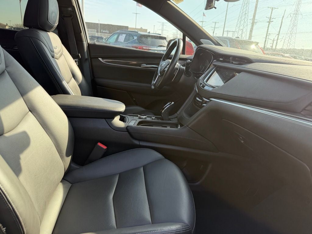 2023 Cadillac XT5 Sport