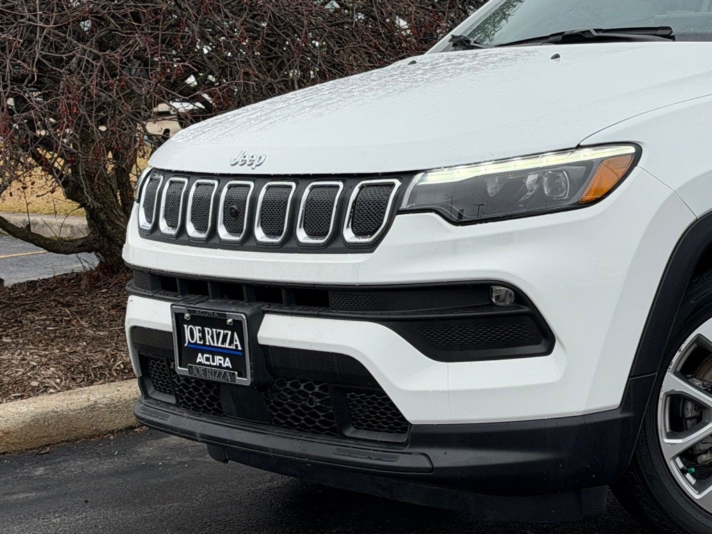 2022 Jeep Compass Latitude Lux