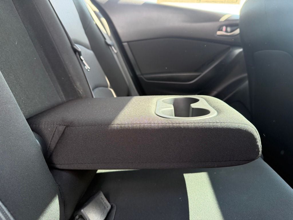 2016 Mazda Mazda3 i Touring