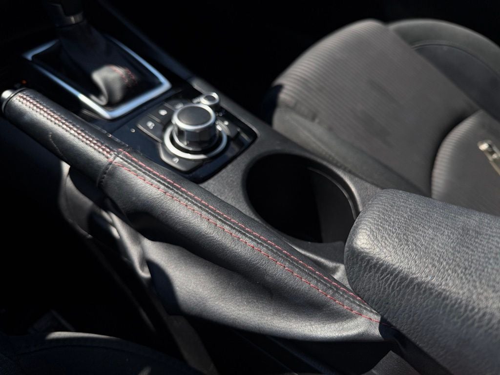 2016 Mazda Mazda3 i Touring