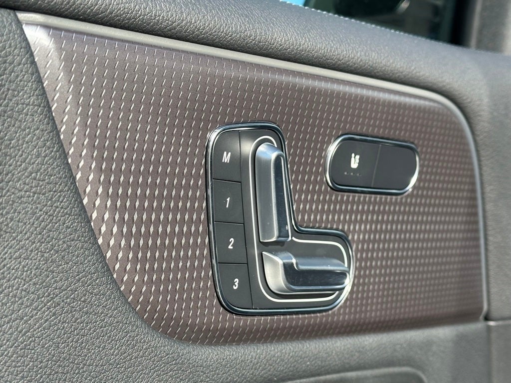 2023 Mercedes-Benz EQB 300 4MATIC®