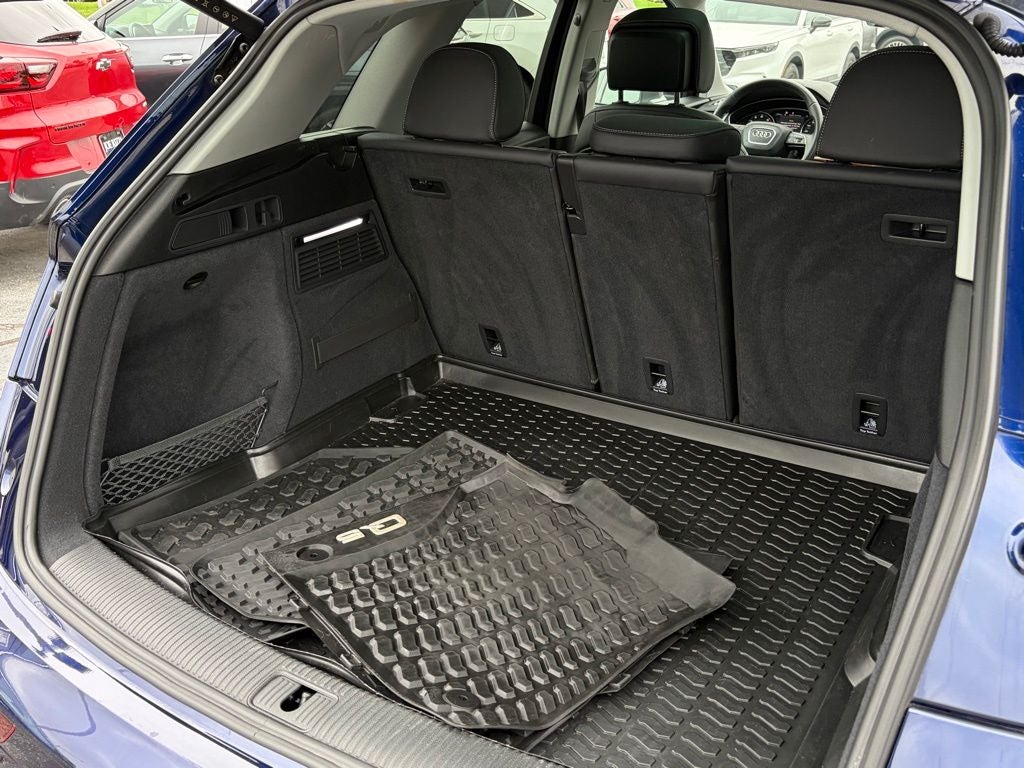 2023 Audi Q5 45 S line Premium quattro