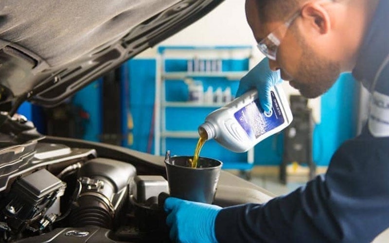 Acura Oil Change Service at Joe Rizza Acura in Orland Park, IL